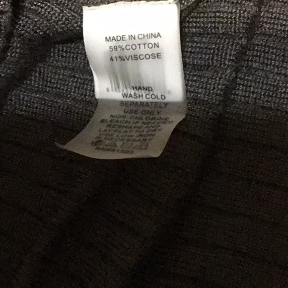 Sweater - Picture 7 of 7